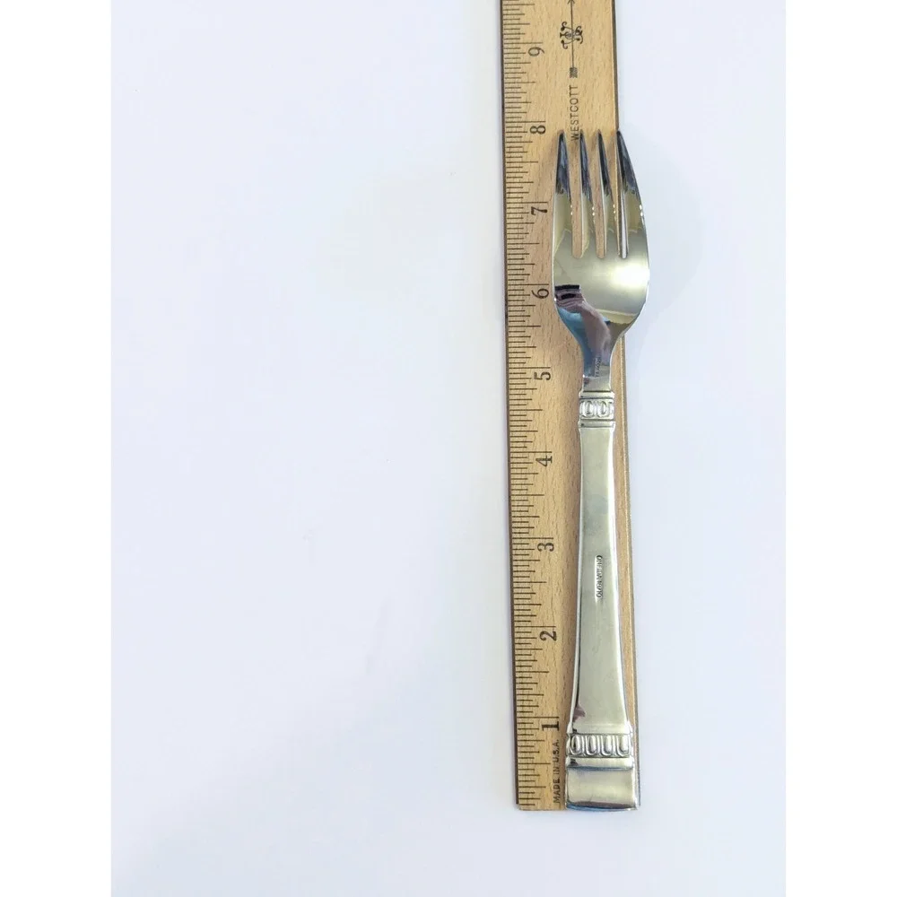 Oneida CADENCE Dinner Fork 7 7/8